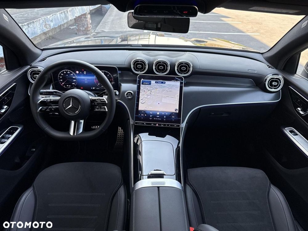 Mercedes-Benz GLC - 16