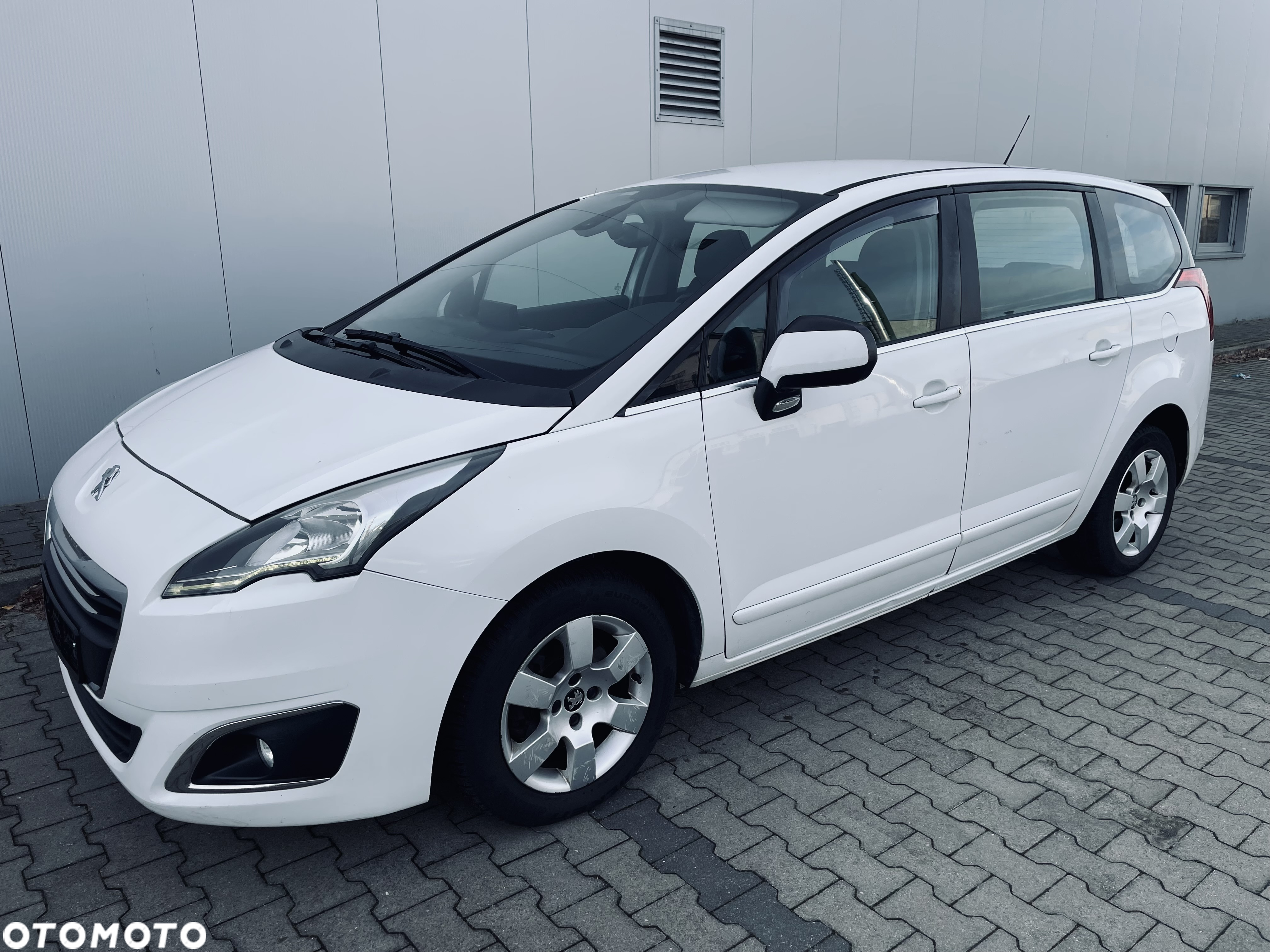 Peugeot 5008 1.6 BlueHDi Style 7os - 11