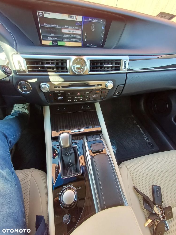 Lexus GS 200t / 300 Elegance - 12