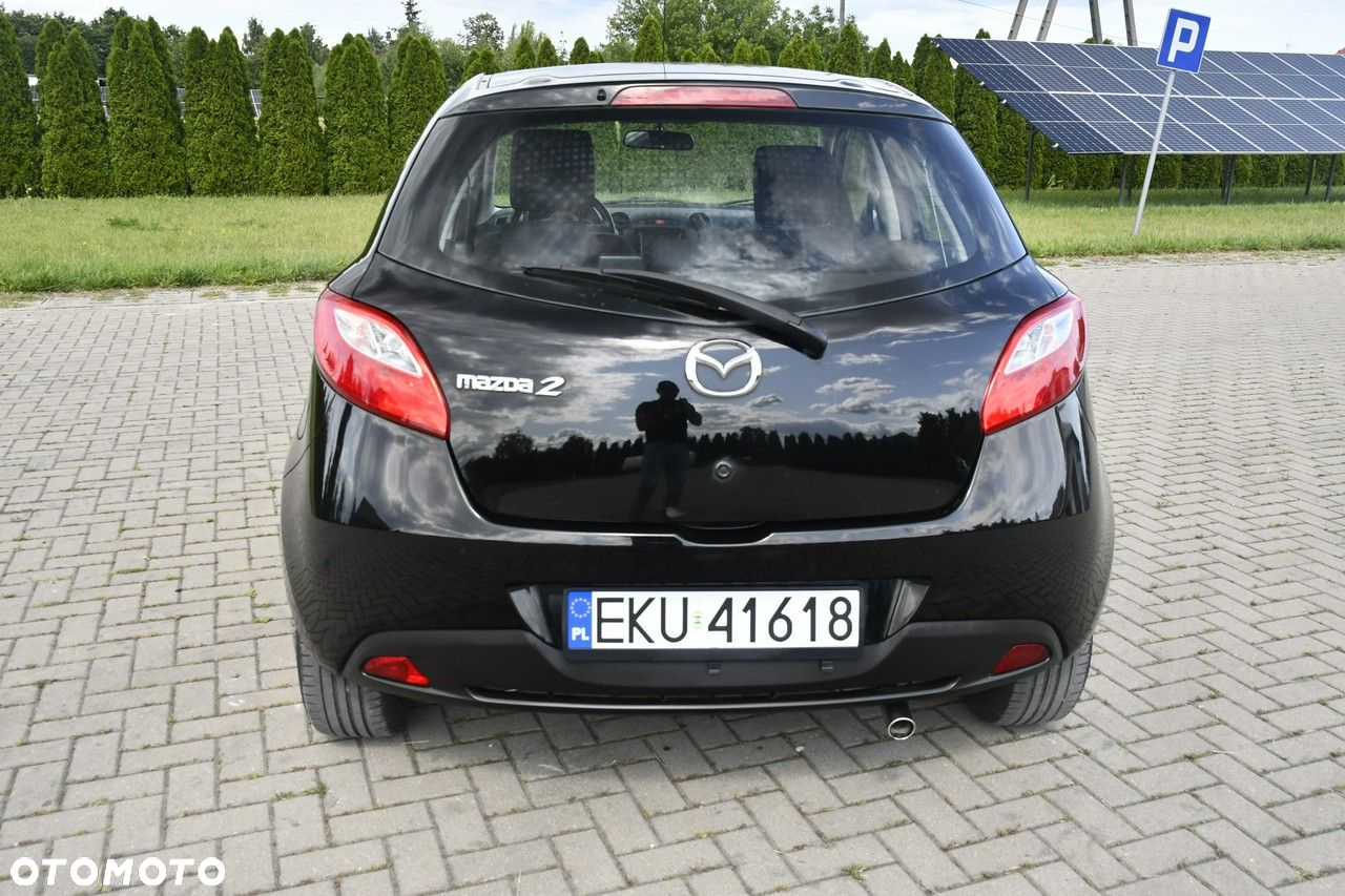 Mazda 2 - 10