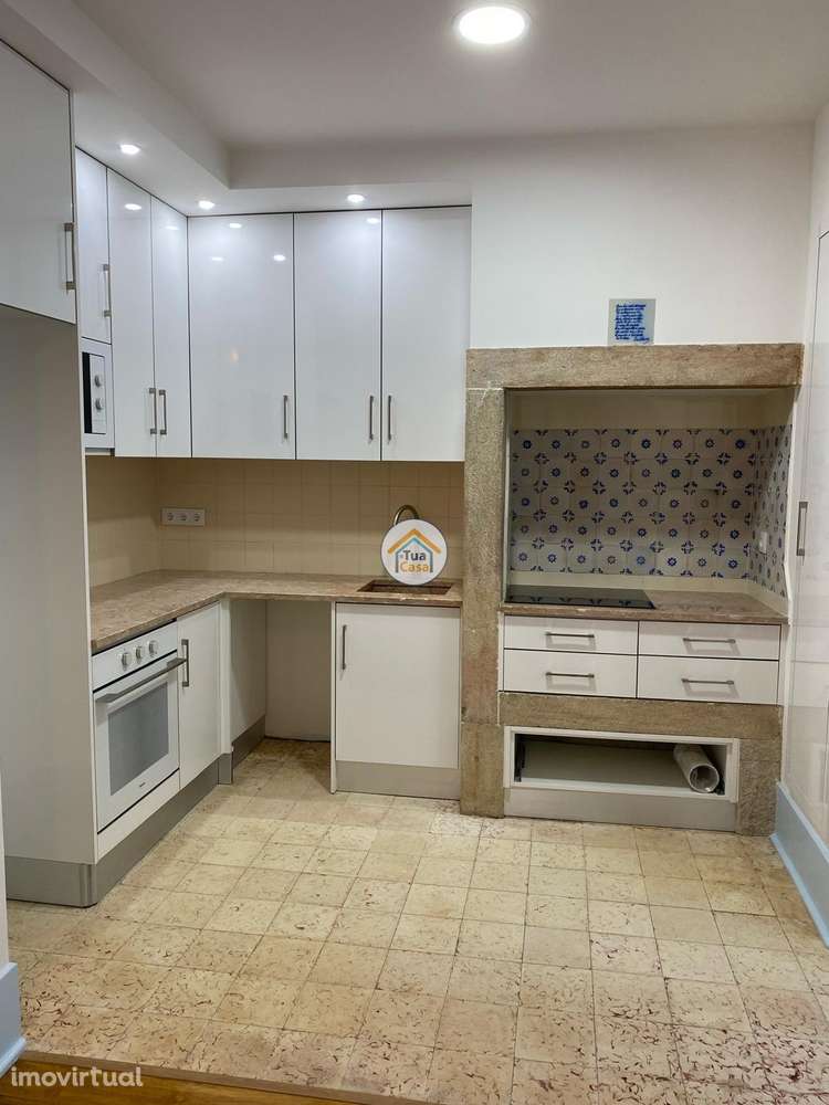 T2 com Traço Antigo Totalmente Renovado – Charme e Centralidade - Grande imagem: 5/12