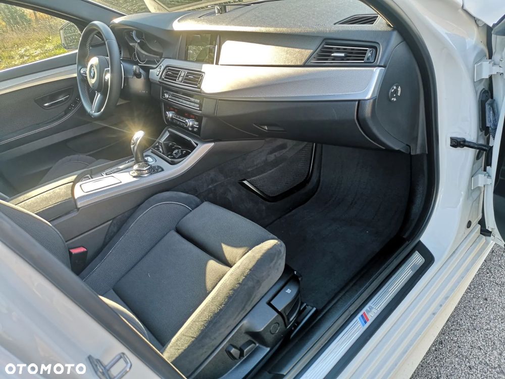 BMW Seria 5 530d Sport-Aut - 7