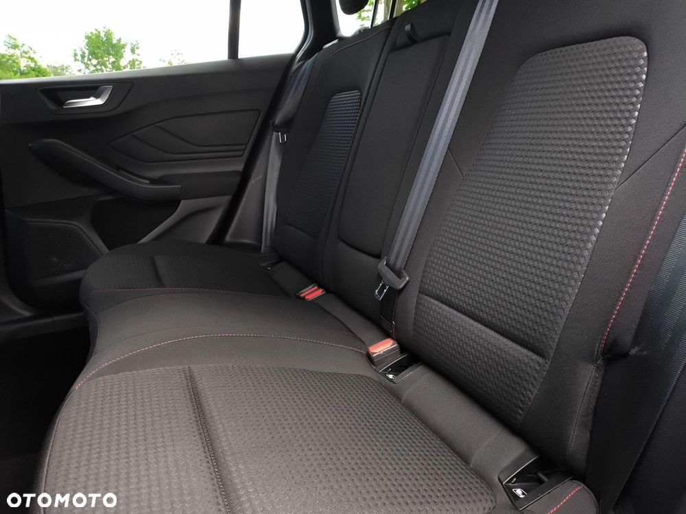 Ford Focus - 27