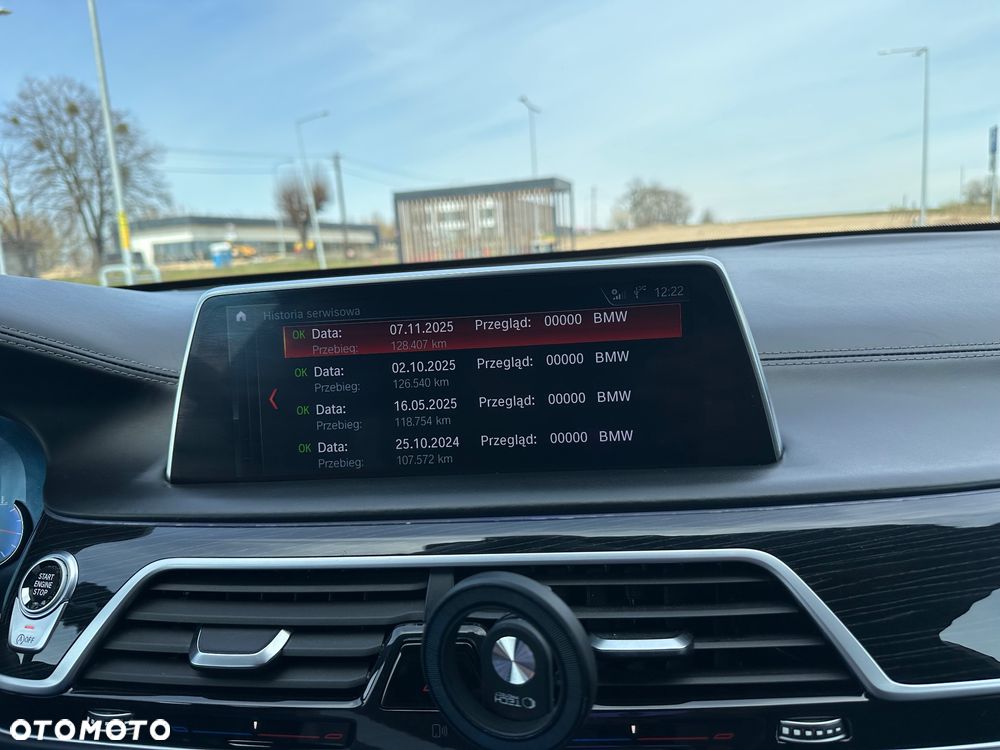 BMW Seria 7 740Li - 30