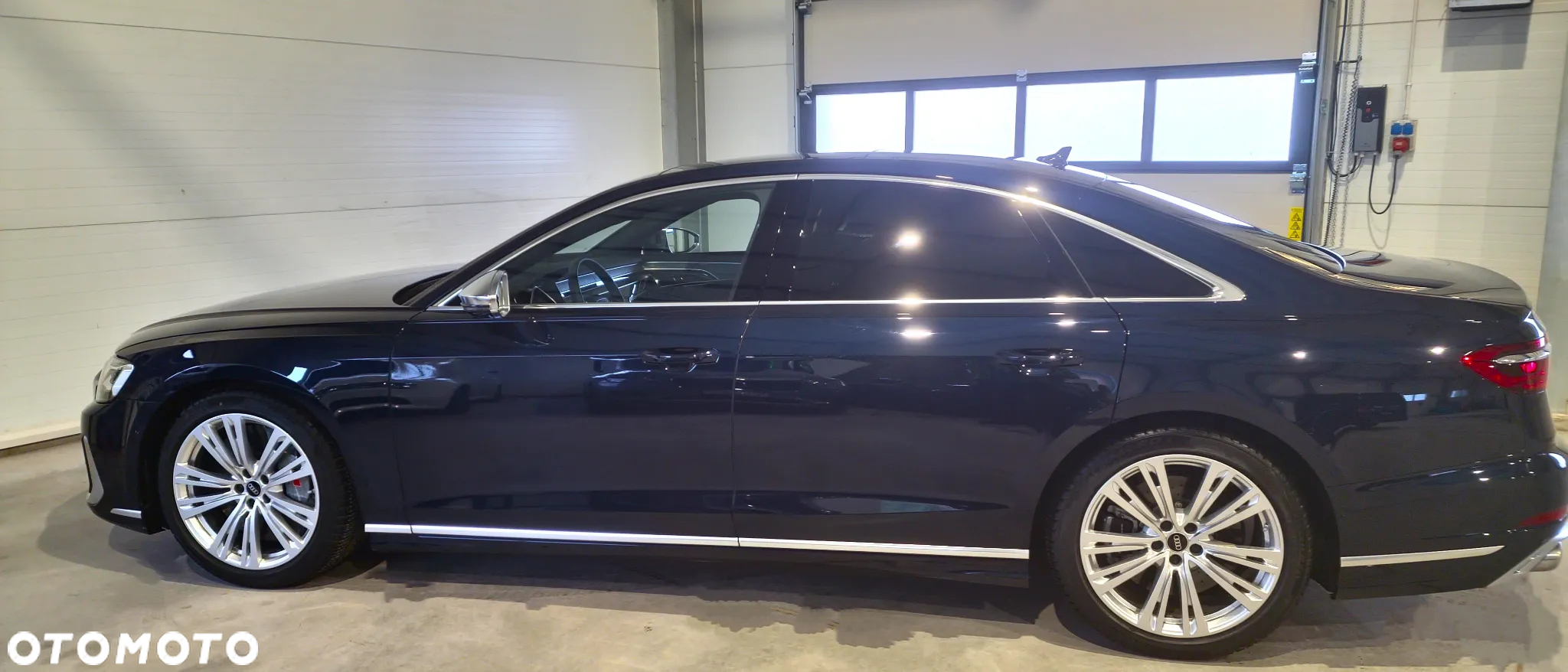 Audi S8 - 4