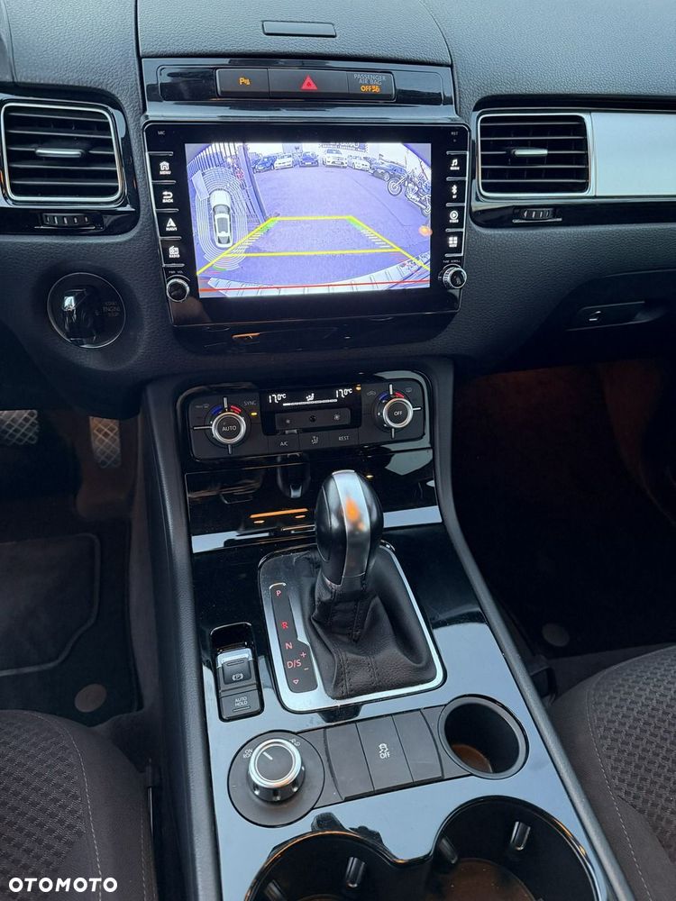 Volkswagen Touareg - 9