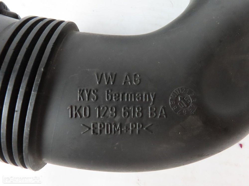 Tubo da caixa de filtro de ar Seminovo/ Original VW TOURAN (1T1, 1T2) 1K0129618B... - 3