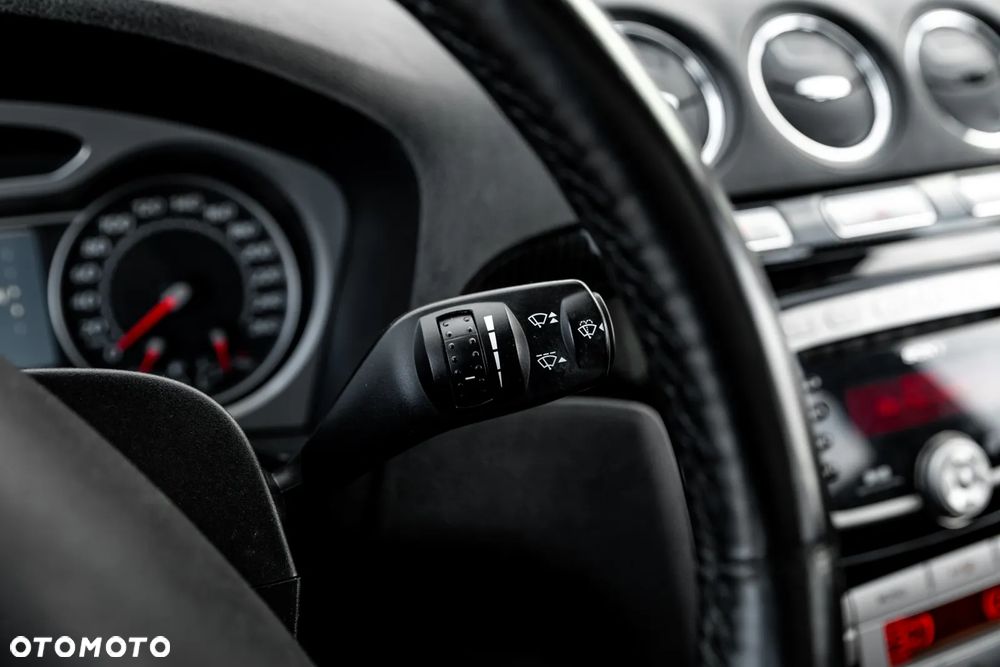 Ford S-Max 2.5 Titanium - 35