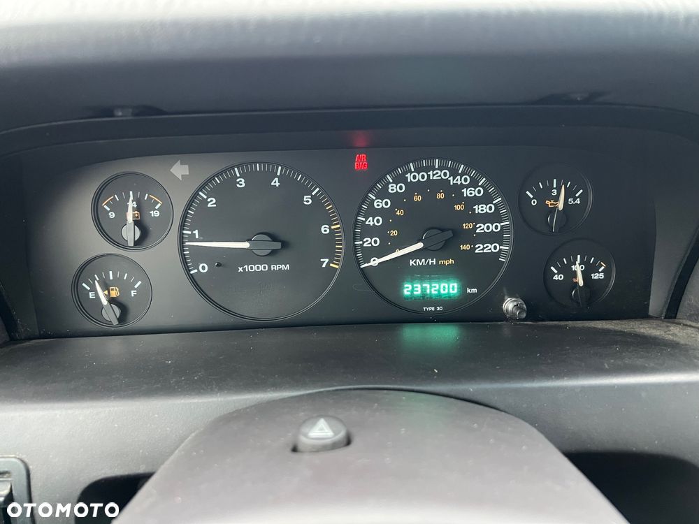 Jeep Grand Cherokee 4.0 Limited - 37