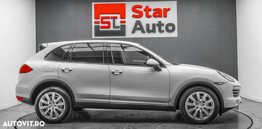 Porsche Cayenne - 12