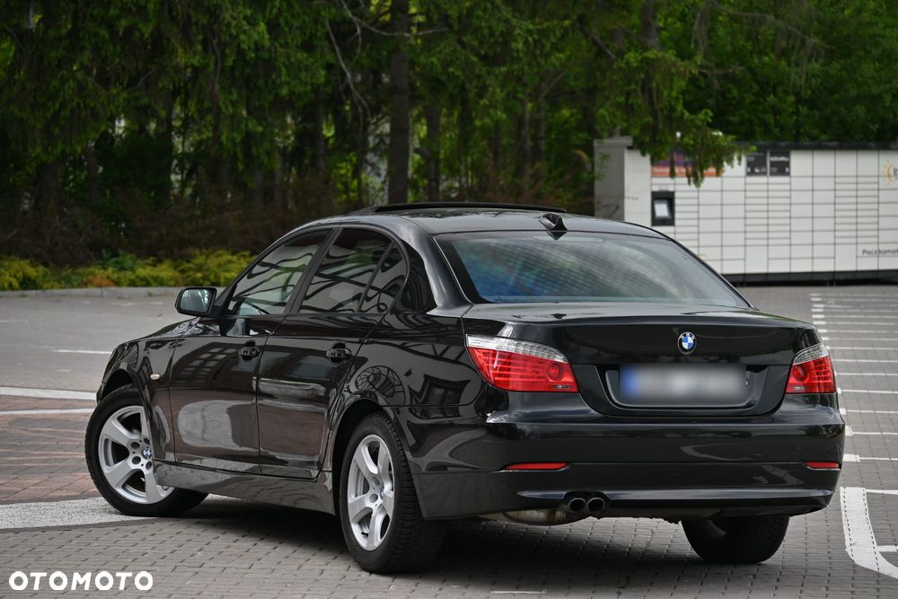 BMW Seria 5 530d Edition Sport - 10