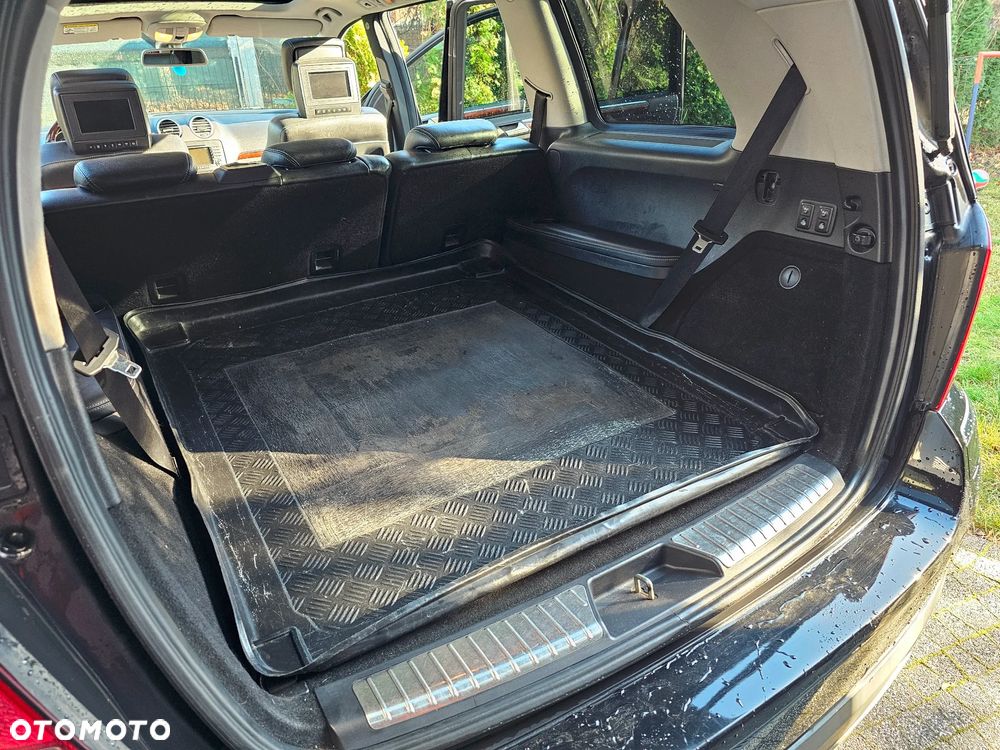 Mercedes-Benz GL 450 - 26