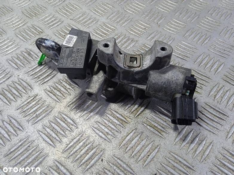 STACYJKA TOYOTA AVENSIS T25 N0501517 - 2