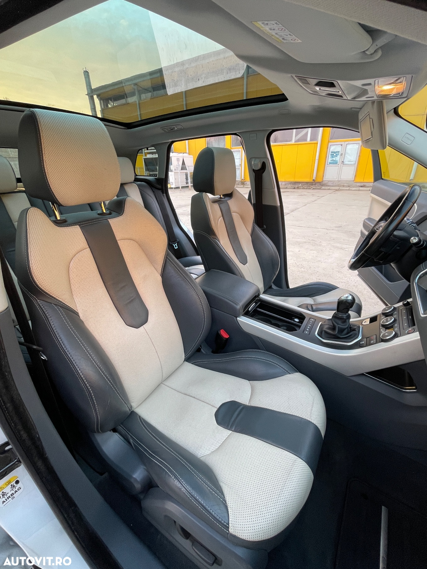 Land Rover Range Rover Evoque - 8