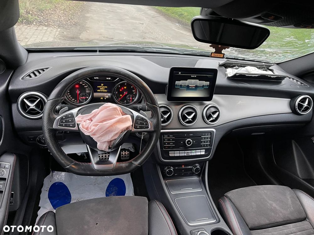 Mercedes-Benz CLA 180 d 7G-DCT AMG Line - 8