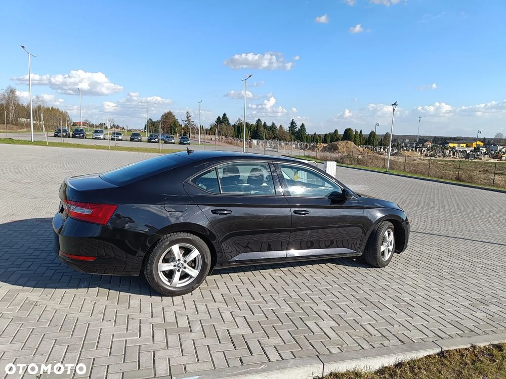Skoda Superb 1.6 TDI Active - 7