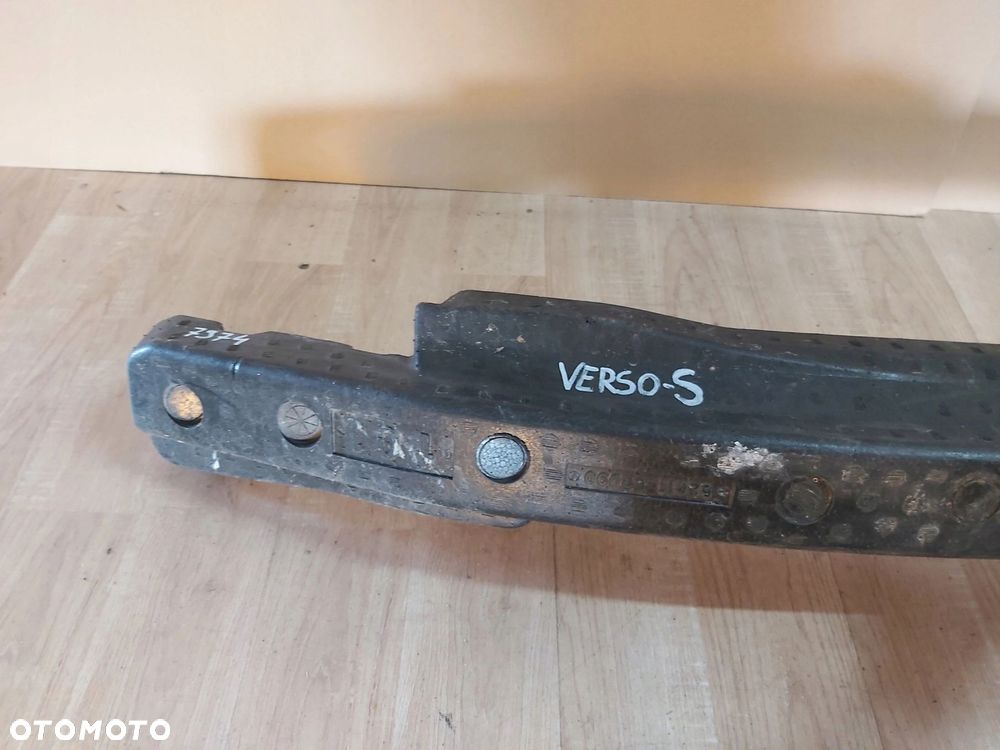 Toyota VERSO S absorber zderzaka przód styropian 52611-52090 - 2