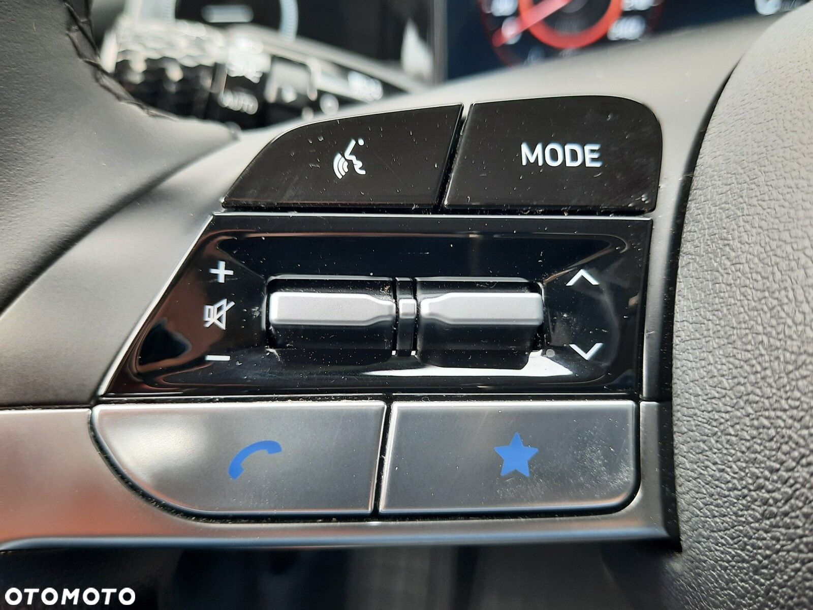 Hyundai Elantra 1.6 Smart CVT - 29