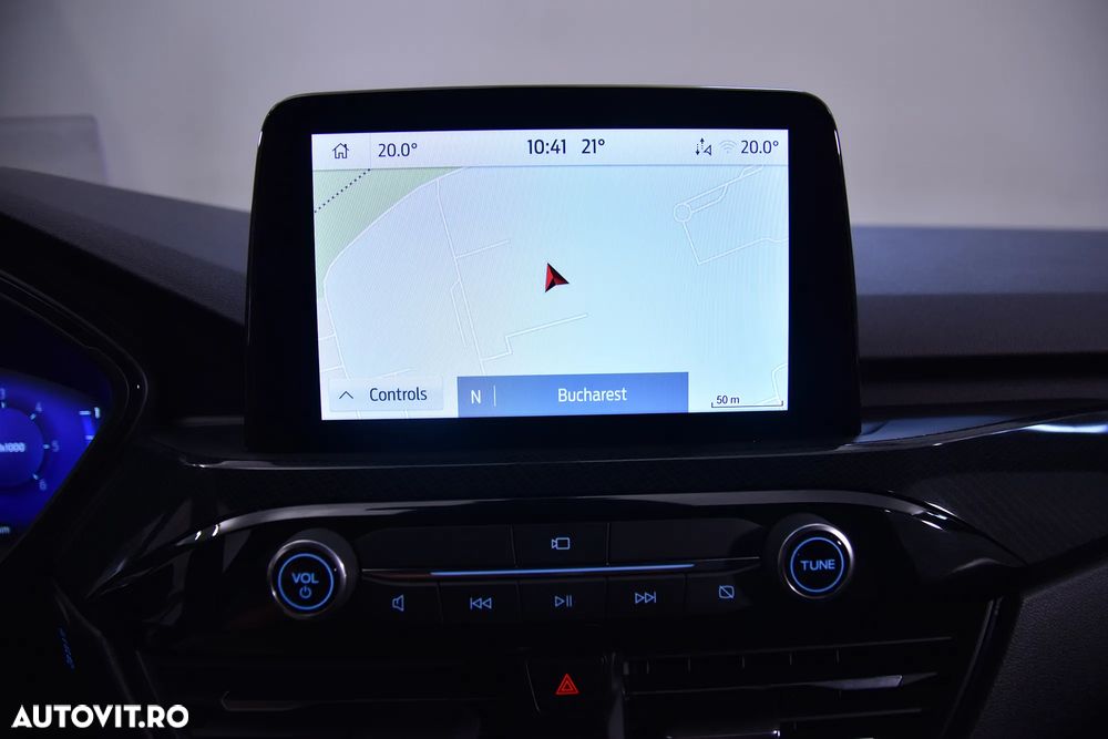 Ford Kuga - 21