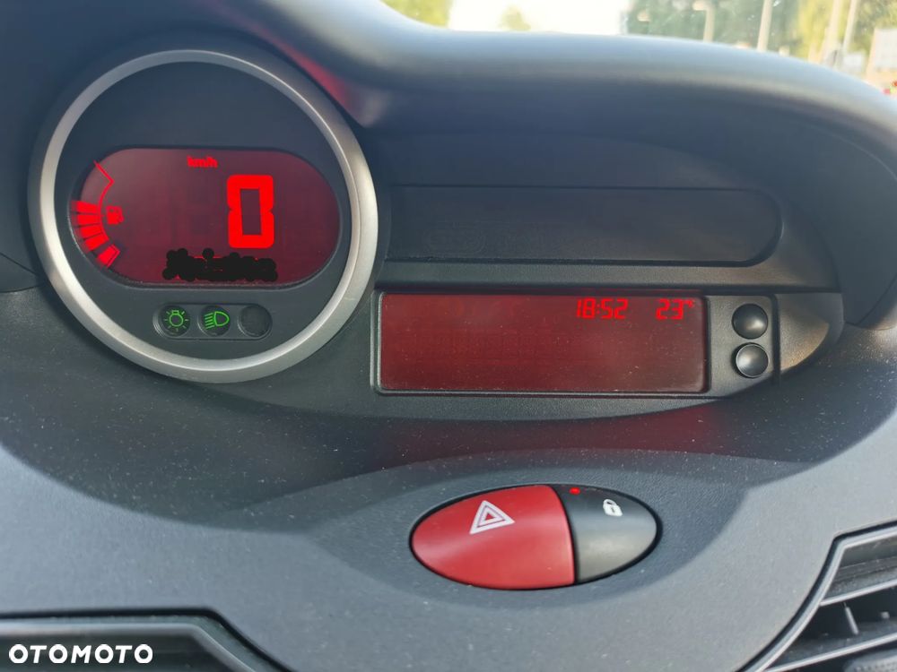 Renault Twingo 1.6 16V RS - 10