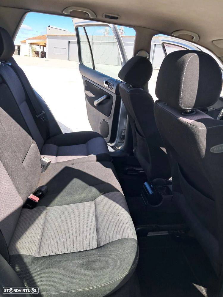 VW Golf 1.9 TDi Confortline AC - 10