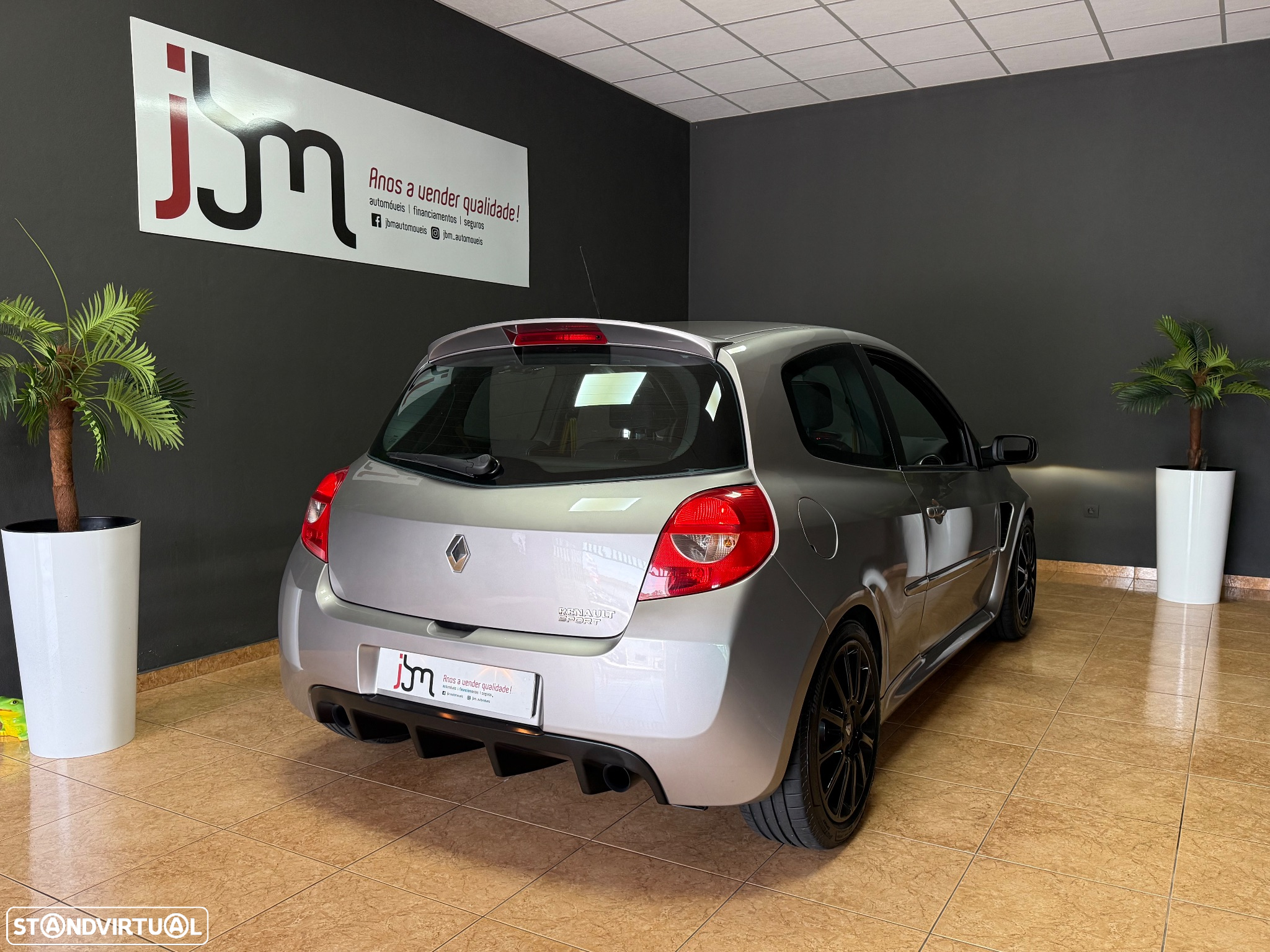 Renault Clio 2.0 16V Sport - 10