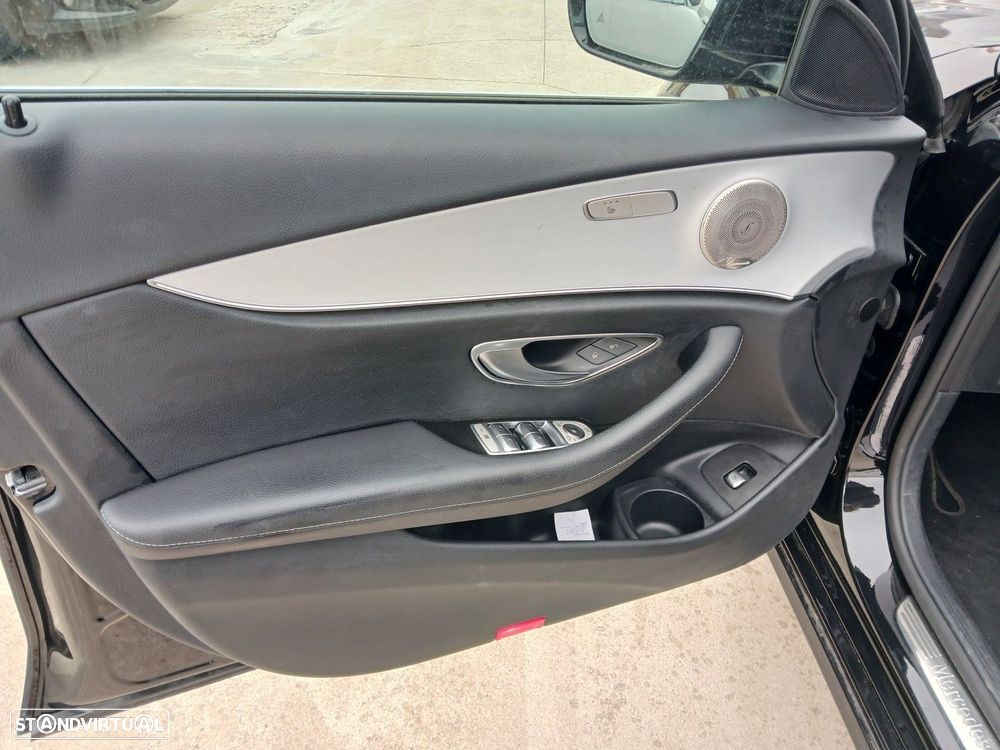 Mercedes-Benz E 300 de 4Matic 9G-TRONIC Avantgarde - 18