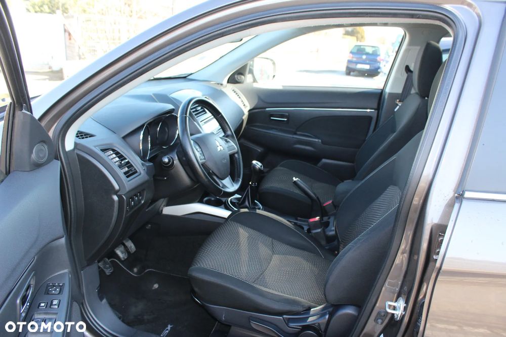 Mitsubishi ASX 1.6 2WD Edition II - 10