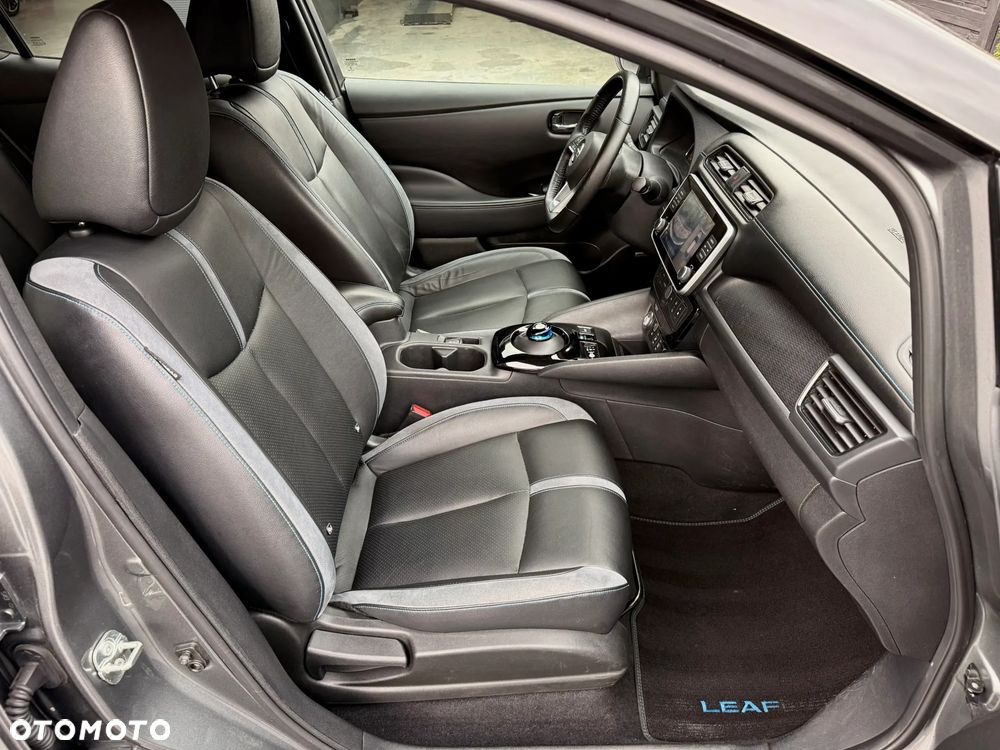 Nissan Leaf 59 kWh e+ Tekna - 25