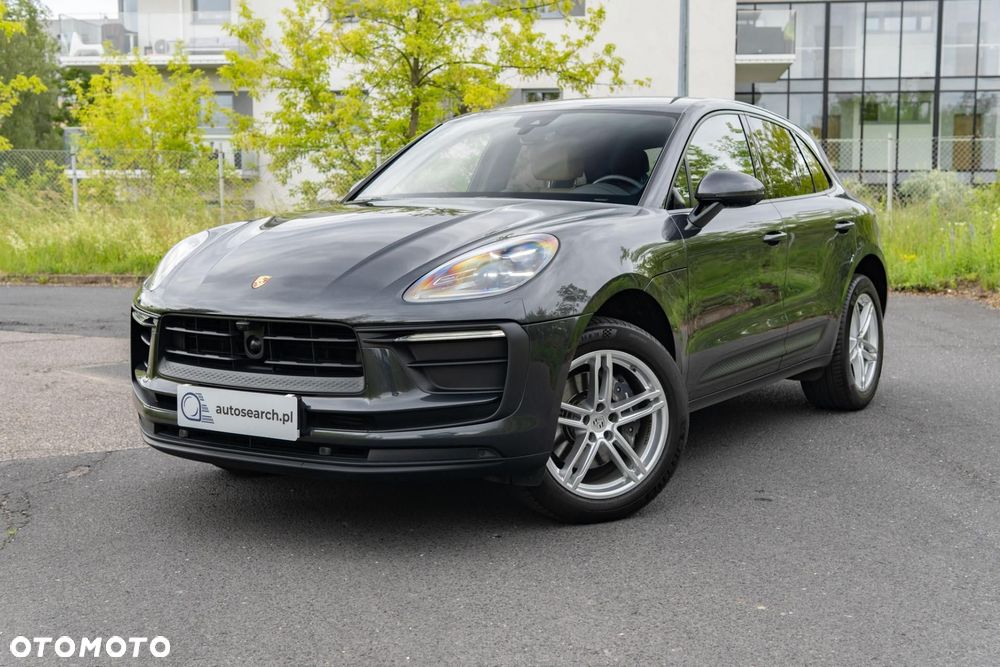 Porsche Macan Standard - 2