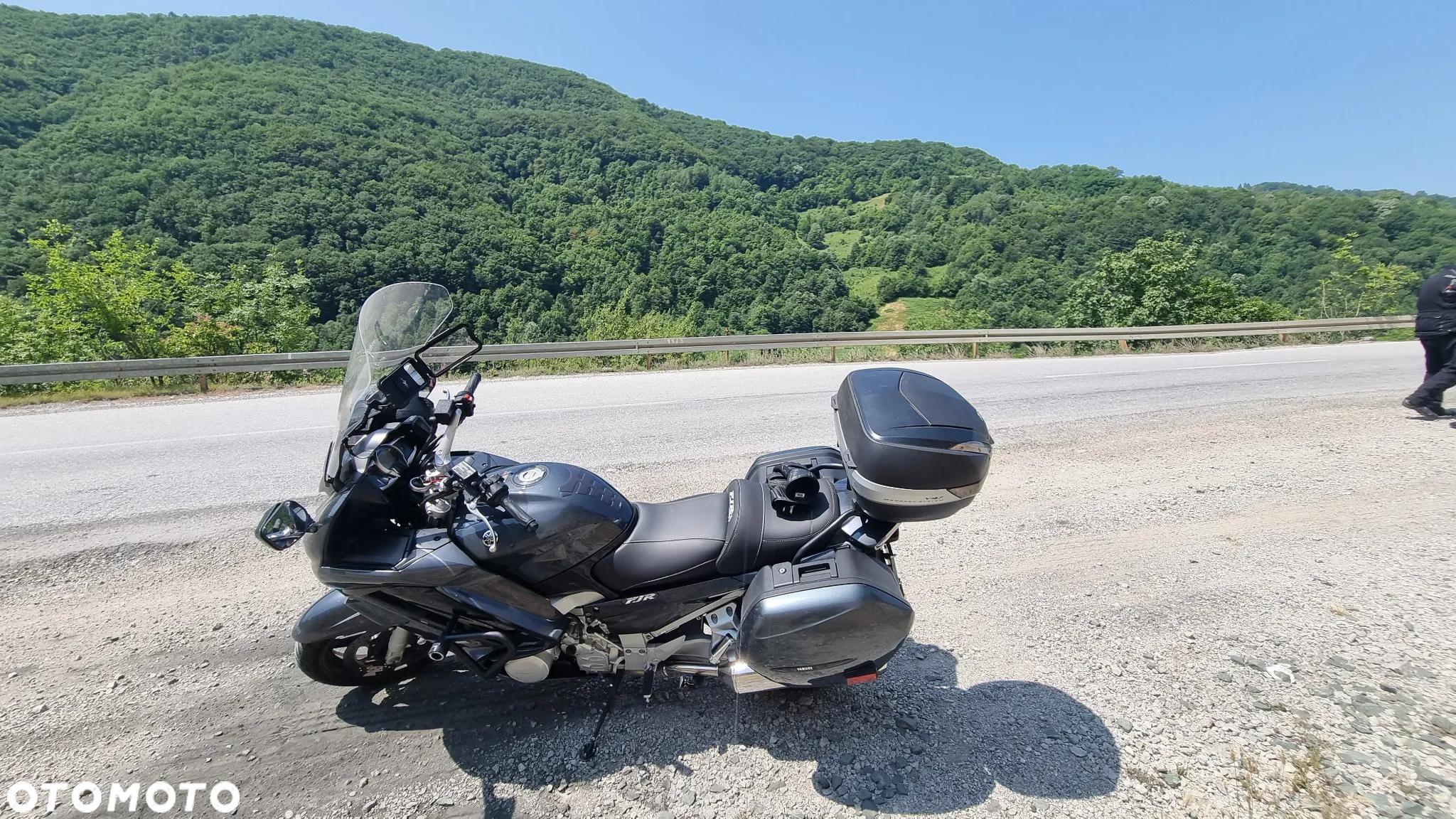 Yamaha FJR - 2
