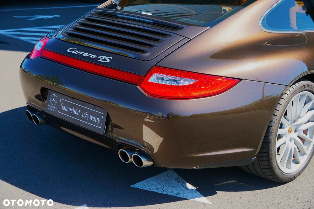 Porsche 911 Carrera 4S PDK - 30