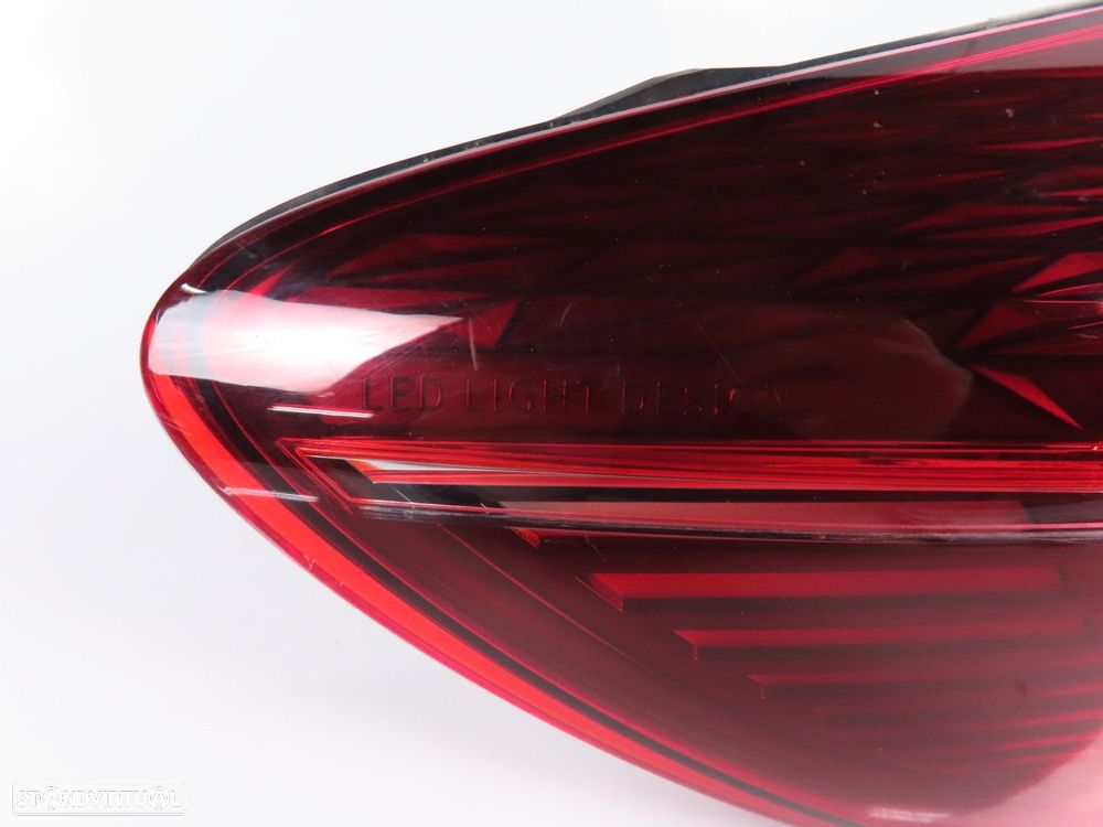 Farolim LED Esquerdo/Trás Usado / Original RENAULT Clio V Hatchback (B7) 2655510... - 2