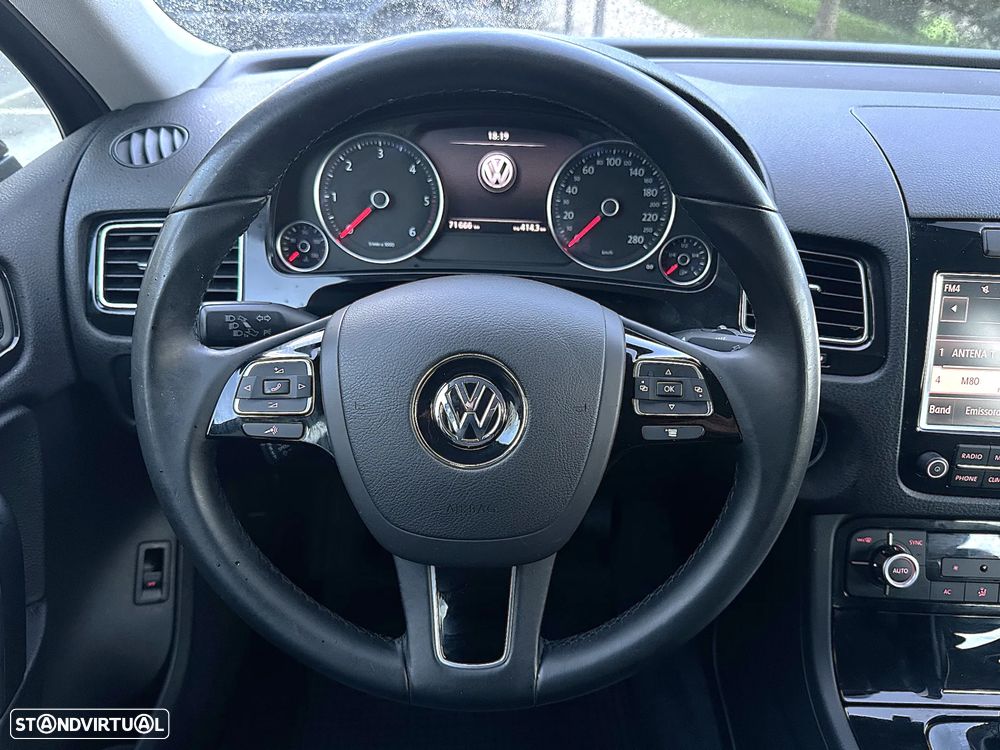 VW Touareg 3.0 TDI V6 Tiptronic - 5