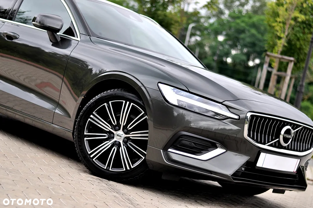 Volvo V60 D3 AWD Inscription - 4