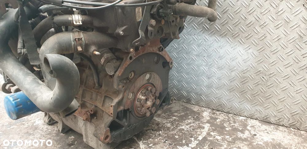 Peugeot 307 2.0 HDI 8V 90KM Silnik - 4