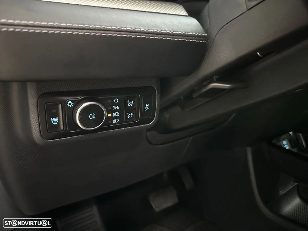 Ford Mustang Mach-E Standard - 18