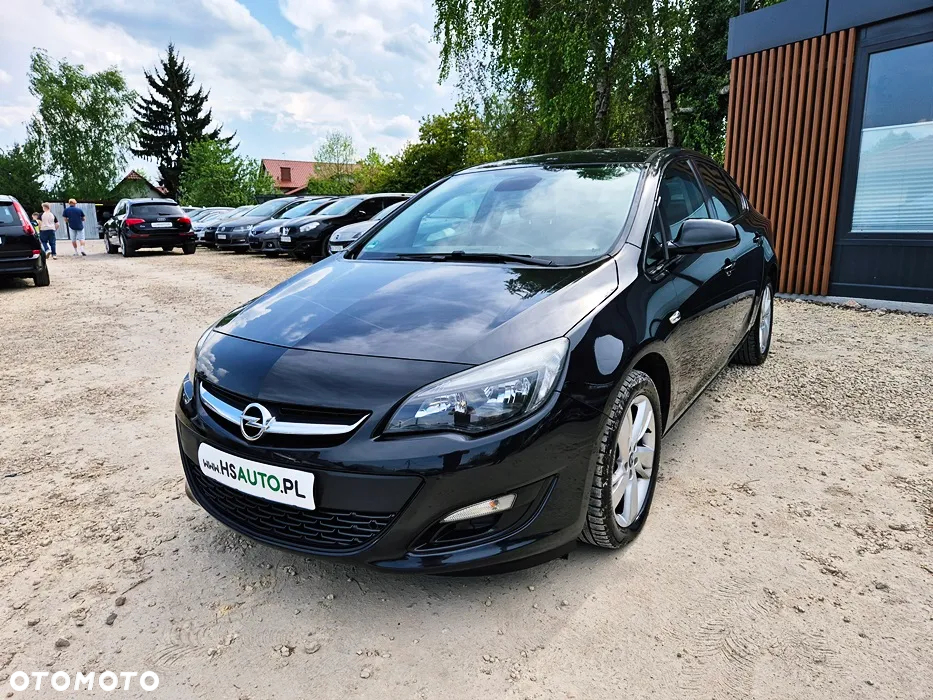 Opel Astra IV 1.4 T Business EU6 - 31