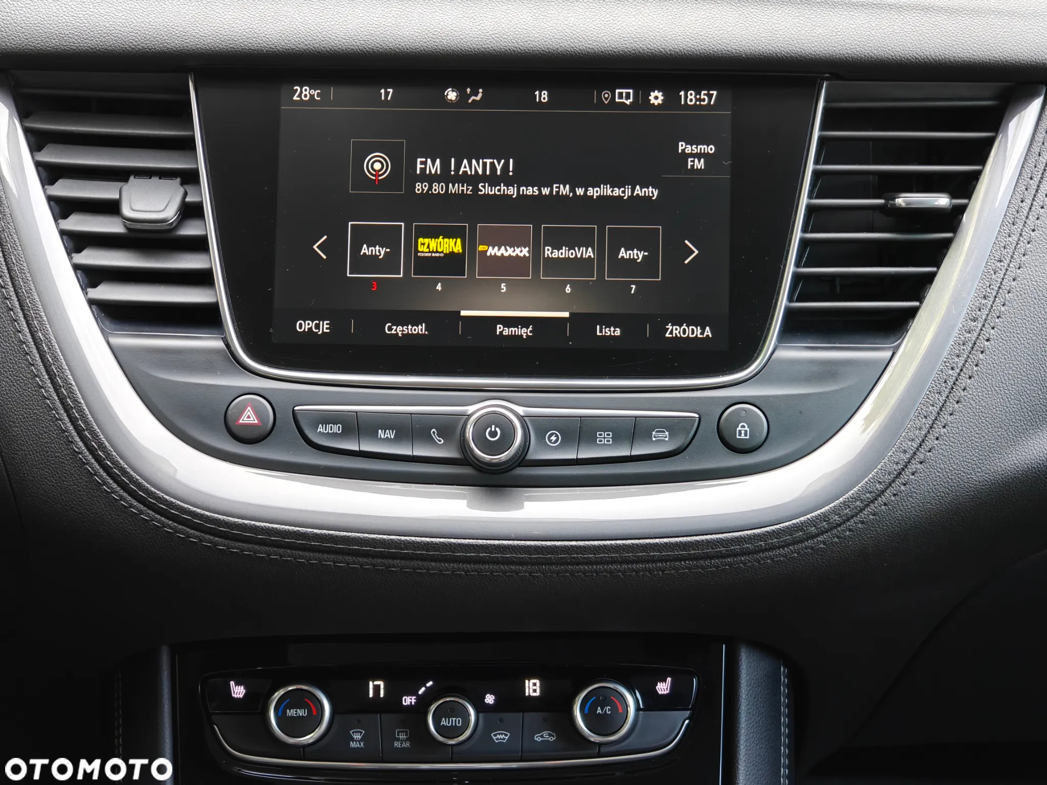 Opel Grandland X 1.6 T PHEV 4x4 Ultimate - 24