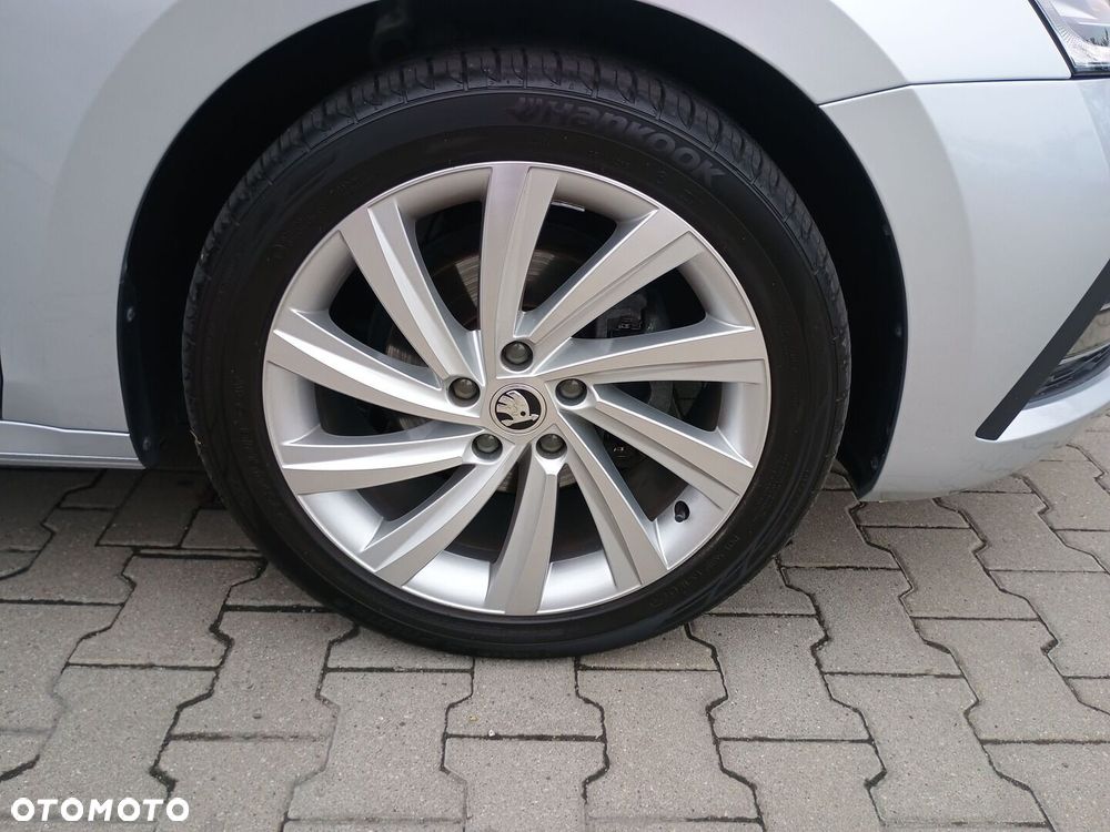 Skoda Octavia 2.0 TDI Style DSG - 10
