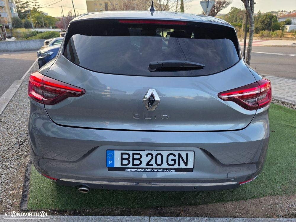 Renault Clio - 28