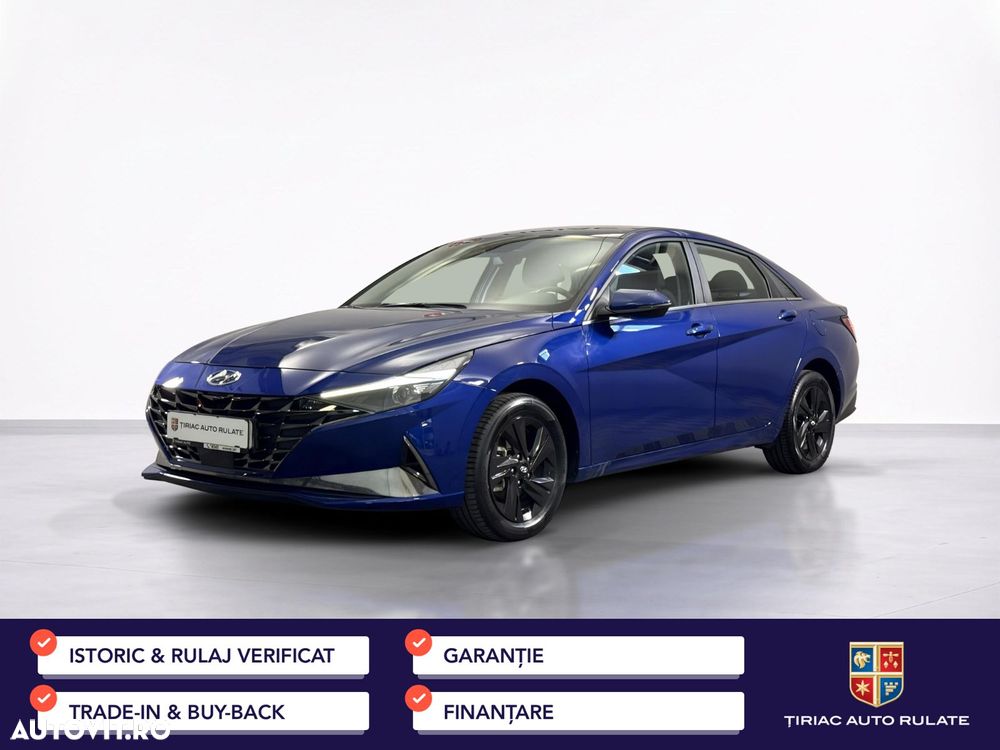 Hyundai Elantra - 2