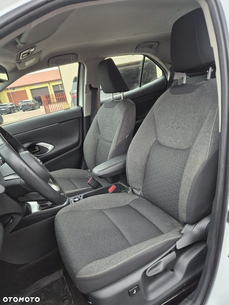 Toyota Yaris Cross Hybrid 1.5 Comfort 4x4 - 20