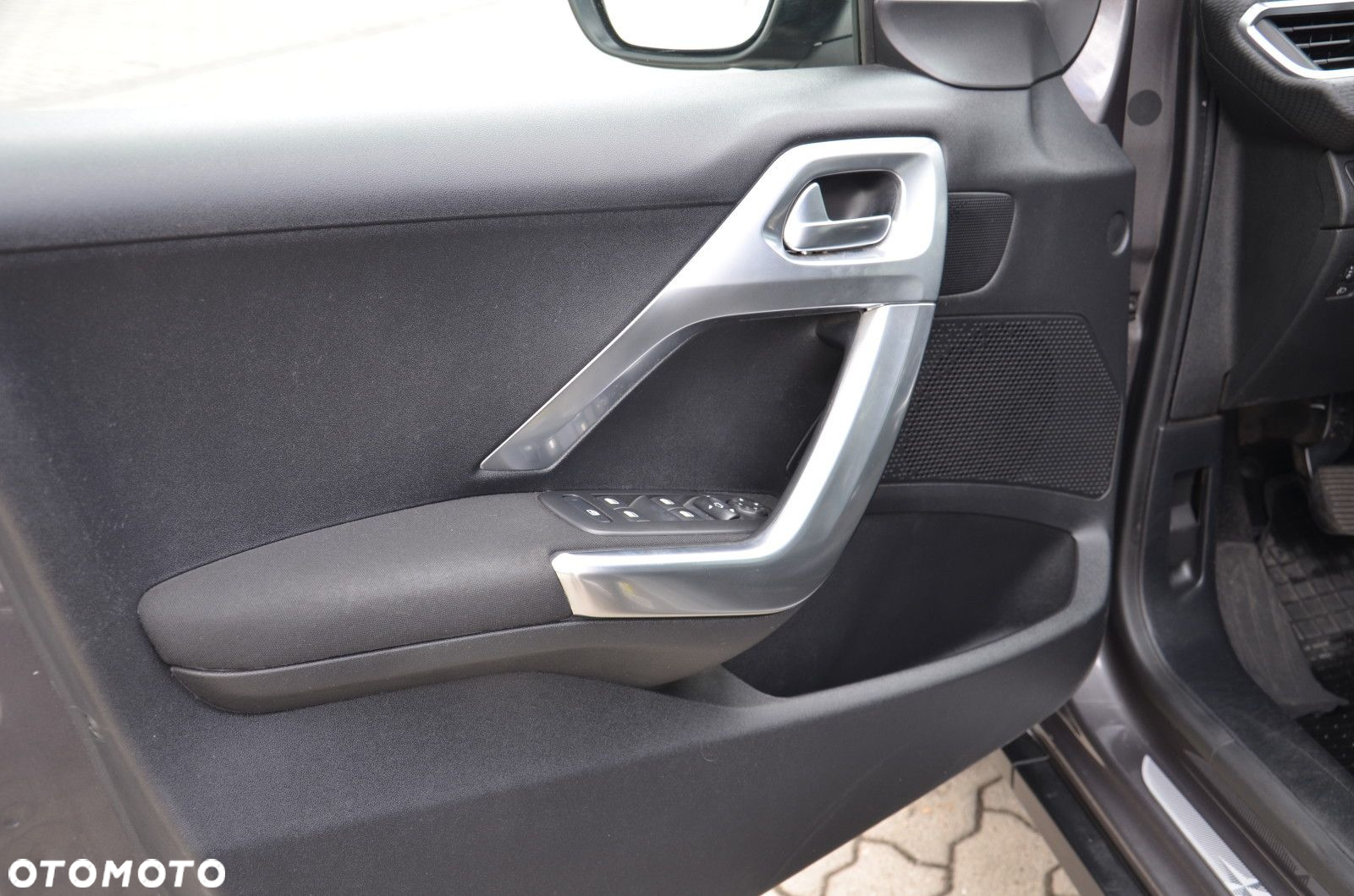 Peugeot 2008 - 14