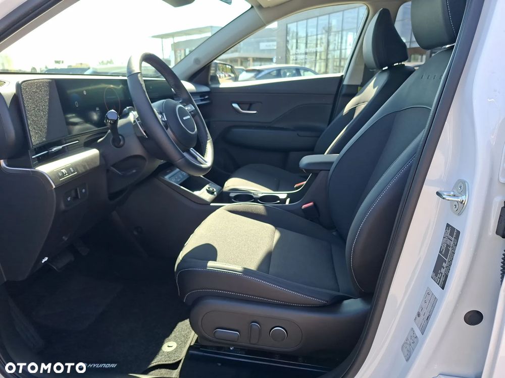 Hyundai Kona 65kWh Executive - 12