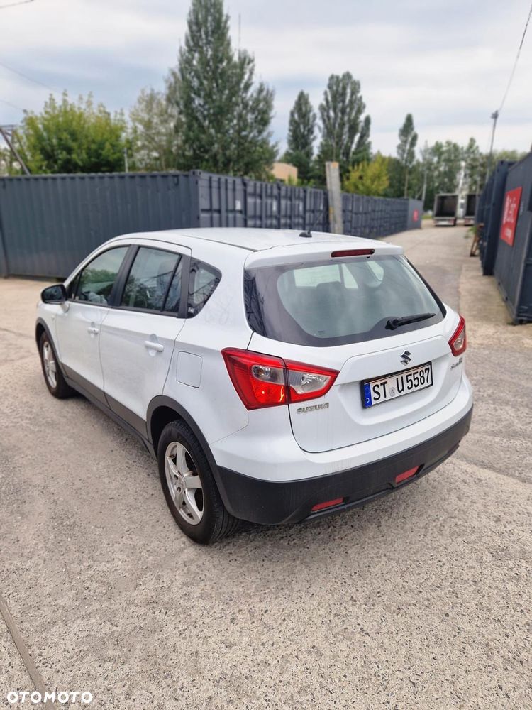 Suzuki SX4 S-Cross - 16