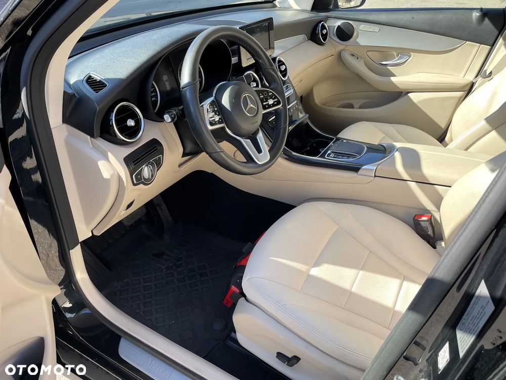Mercedes-Benz GLC 220 d - 29