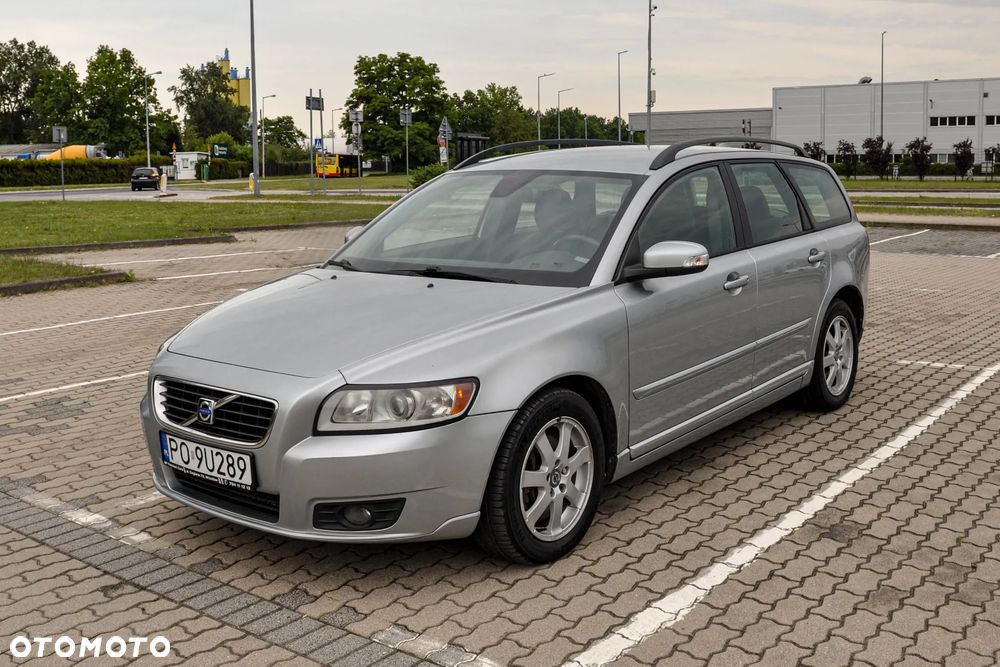 Volvo V50 - 1