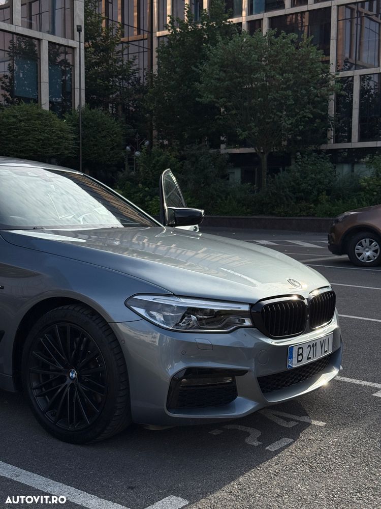 BMW Seria 5 530i xDrive AT - 14