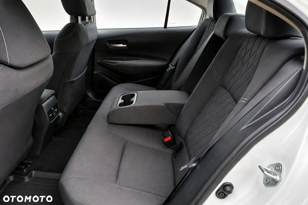 Toyota Corolla 1.8 Hybrid Comfort - 11